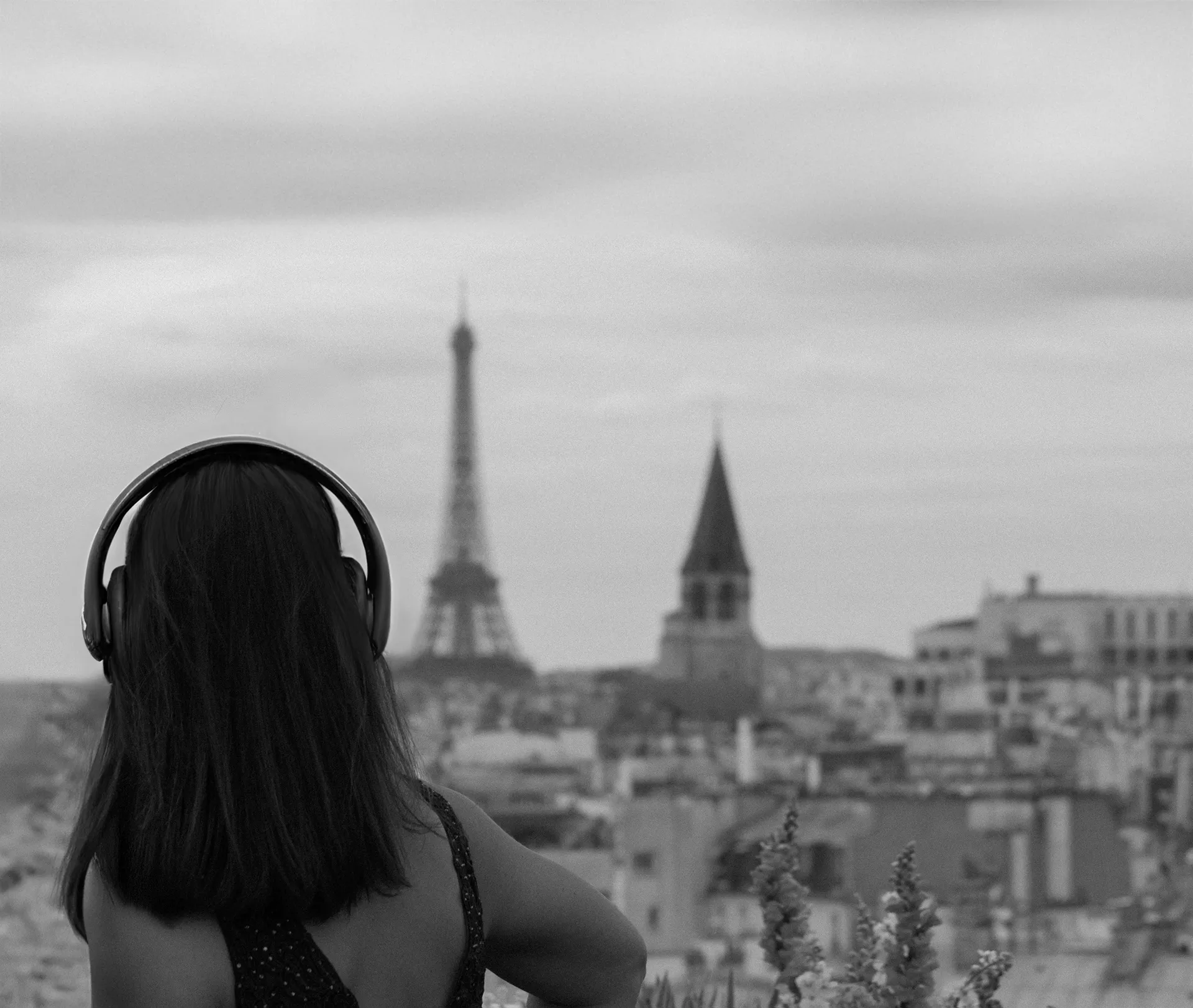 Noire Platine - Agence musicale 360° - Booking-DJ - Playlists-sur-mesure - Production Musicale - Éevenementiel - Corporate - Privé - Mariages